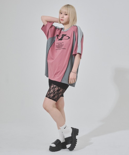 ENVYM（アンビー）の「バイカラービッグシルエットTシャツ（Tシャツ/カットソー・レディース・ホワイト/ピンク/ブルー・FREE）」の10枚目の写真