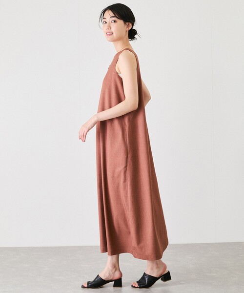 Jayro(ジャイロ)の「杢ムジノースリーブワンピース(ワンピース・レディース・グレー/ベージュ/ネイビー/キャメル・M)」の19枚目の写真