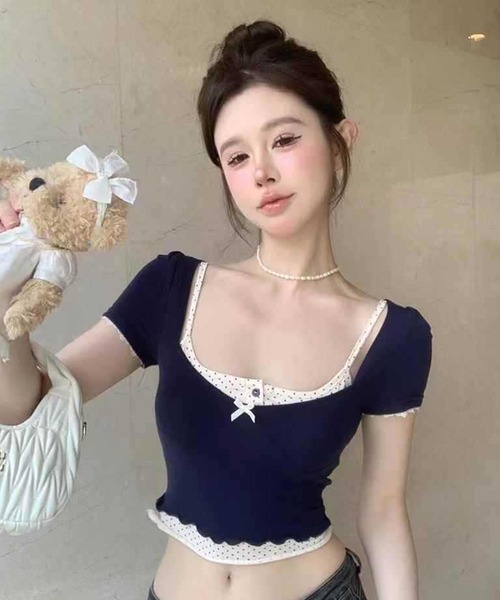VIBGYOR(ヴィブジョー)の「【lulufa】ガーリー ショート丈 重ね着風 Y2K 半袖 フリル トップス 韓国風(CZ)(Tシャツ/カットソー・レディース・ボルドー/ブラック/ネイビー・FREE)」の18枚目の写真