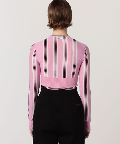 JACQUEMUS(ジャックムス)の「JACQUEMUS LE CARDIGAN(カーディガン/ボレロ・レディース・ピンク系その他・34)」の8枚目の写真