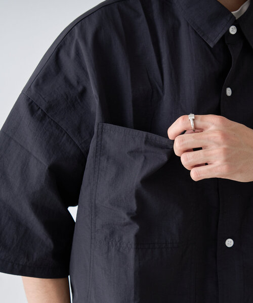 SEADAM（シーダム）の「【SEADAM】〈UNISEX〉ビッグポケットルーズシャツ（シャツ/ブラウス・メンズ・サックスブルー/ブラック/ネイビー・LARGE/MEDIUM）」の16枚目の写真