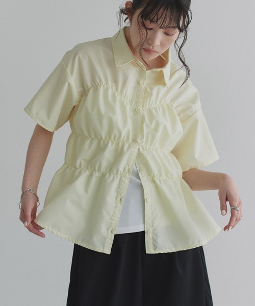 ECLAM（クラム）の「[ECLAM] ウエストシャーリングデザインブラウス（シャツ/ブラウス・レディース・オフホワイト/ライトイエロー/ブルー・FREE）」の3枚目の写真