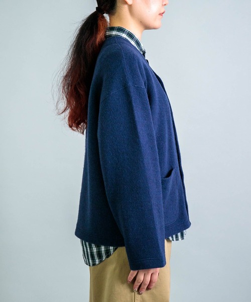 OMNIGOD（オムニゴッド）の「[OMNIGOD womens / オムニゴッド] 接結ウール Vネックカーディガン（カーディガン/ボレロ・レディース・チャコール/ネイビー/グレー・0）」の17枚目の写真