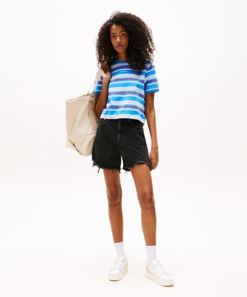 tommy jeans(トミー ジーンズ)の「マムショートパンツ(その他パンツ・レディース・ブラック・27inch/26inch/25inch)」の2枚目の写真