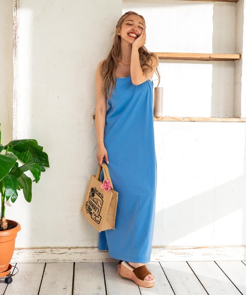 anap mimpi（アナップミンピ）の「【セット】バックオープン ショート丈 Tシャツ & キャミソール ワンピース セット（ワンピース・レディース・ブラウン/ブルー/ブラック・FREE）」の14枚目の写真