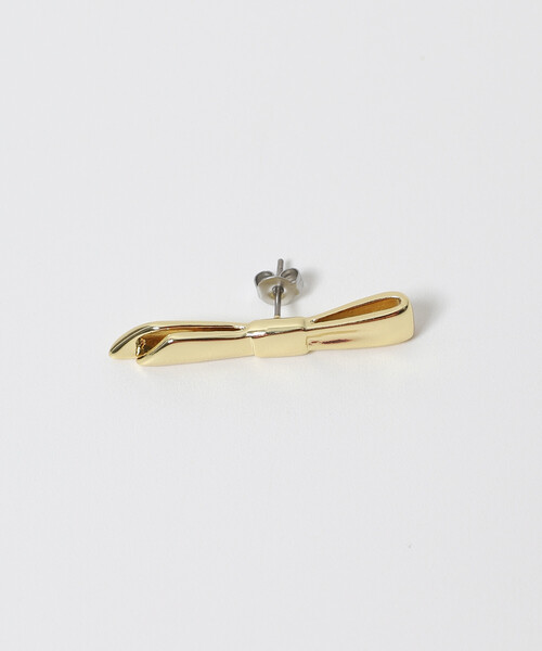 Firsthand(ファーストハンド)の「Firsthand/ファーストハンド リボンモチーフピアス / スタッドピアス / 両耳用(ピアス(両耳用)・レディース・ゴールド/シルバー・ONE SIZE)」の10枚目の写真