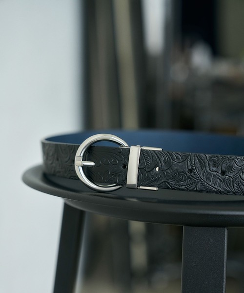 HARE(ハレ)の「フラワーガラリバーシブルベルト(HARE)(ベルト・レディース・ブラック×ブルー/ブラック/ブラウン・FREE)」の4枚目の写真