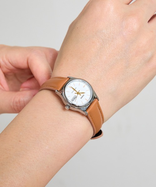 CASIO(カシオ)の「CASIO 腕時計 スタンダード アナログ レザー LTP-V006L カレンダー付き シルバーケース(アナログ腕時計・レディース・ブラック/ブラック×ホワイト/ブラウン・FREE)」の18枚目の写真