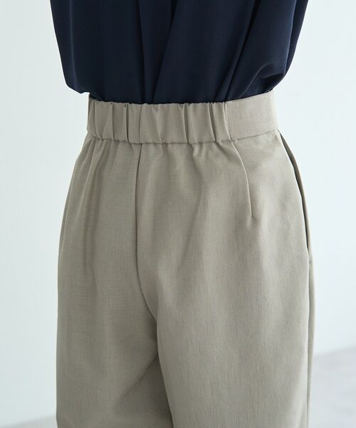 YECCA VECCA（イェッカヴェッカ）の「リネンライクシャイニーツイルパンツ（その他パンツ・レディース・ブラック/ライトベージュ/グレイッシュベージュ・S/M）」の15枚目の写真