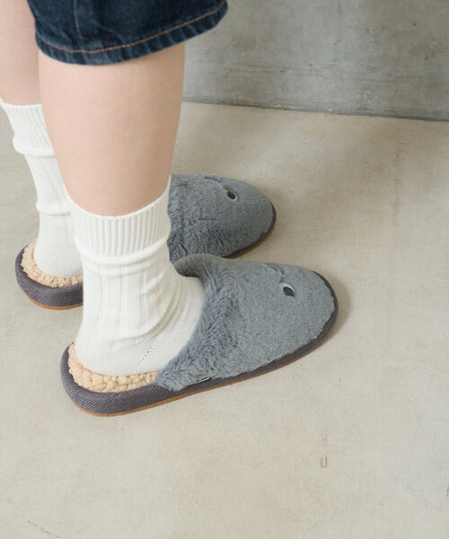 BIRTHDAY BAR（バースデイバー）の「おめめ　ルームシューズ　M・Lサイズ（ルームシューズ/スリッパ・レディース・アイボリー/グレー・0）」の9枚目の写真