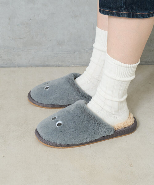 BIRTHDAY BAR（バースデイバー）の「おめめ　ルームシューズ　M・Lサイズ（ルームシューズ/スリッパ・レディース・アイボリー/グレー・0）」の11枚目の写真