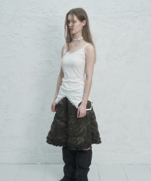 SETUPEXE（セットアップイーエックスイー）の「LACE UP DOWN SLEEVELESS（キャミソール・レディース・ブラック/ホワイト・フリー）」の6枚目の写真