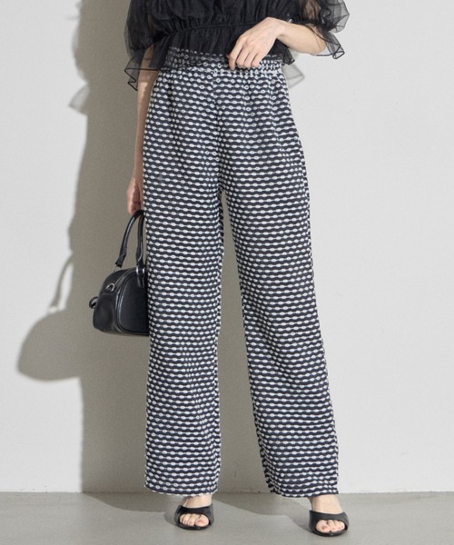 tocco closet（トッコ　クローゼット）の「【ZOZO限定】ドットリラックスパンツ　※セットアップ可能（その他パンツ・レディース・ブラック/オフホワイト/ブラック×ホワイト・M）」の3枚目の写真