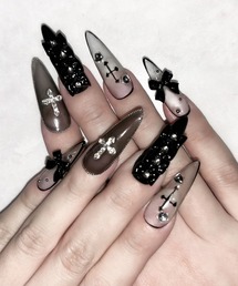 me+em select(~[ZNg)̃mg[{NXrW[XeBbglC`bv ^ monotone ribbon cross bijou stiletto nail tips(lCV[/lC`bv)