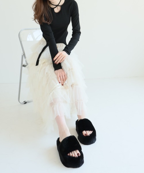 VIVIAN（ヴィヴィアン）の「ふわふわファー厚底スリッパサンダル（サンダル・レディース・ピンク/ベージュ/ブラック・LL/L/M/S）」の11枚目の写真