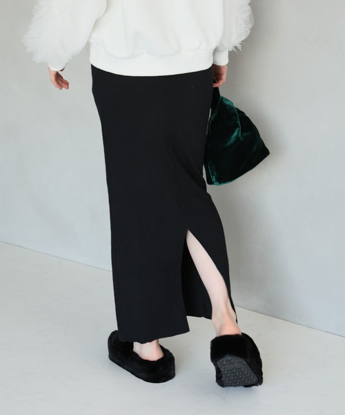 VIVIAN（ヴィヴィアン）の「ふわふわファー厚底スリッパサンダル（サンダル・レディース・ピンク/ベージュ/ブラック・LL/L/M/S）」の16枚目の写真