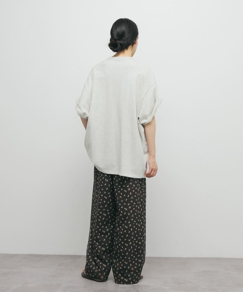 KBF(ケイビーエフ)の「フラワープリントメッシュパンツ(その他パンツ・レディース・ブラウン系その他/ブルー系その他・ONE)」の9枚目の写真