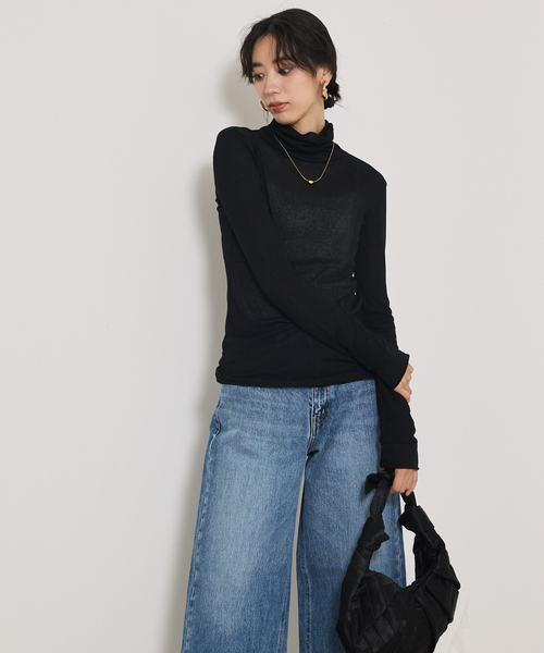 qualite(カリテ)の「シアーテレコプルオーバー/秋服/冬服/タートルネック/シアー/レイヤード(Tシャツ/カットソー・レディース・ブラック/ベージュ/アイボリー・フリー)」の10枚目の写真