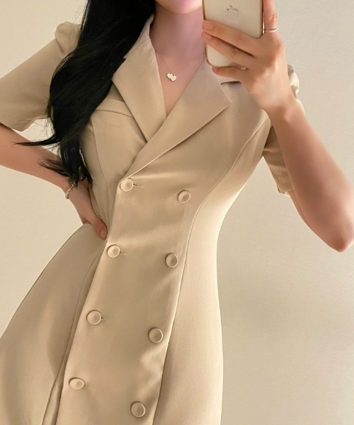 FREE STYLISTS(フリー スタイリスト)の「YUGA_YGMC Double button dress(ワンピース・レディース・グリーン/ベージュ/ブラック・FREE)」の18枚目の写真
