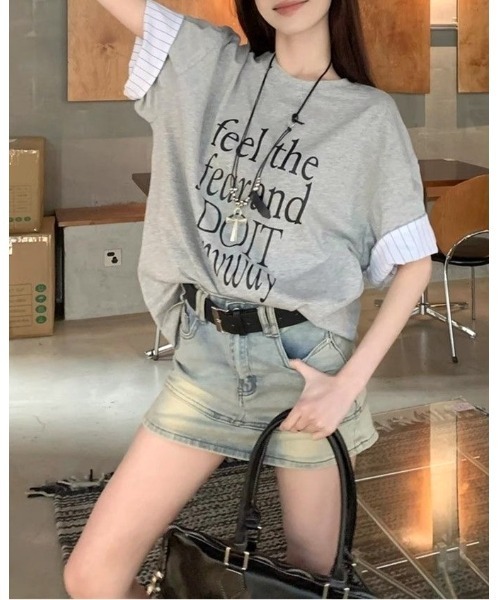 CHEER(チアー)の「袖ストライプロゴプリントルーズTシャツ(Tシャツ/カットソー・レディース・グレー/ブラック・M)」の3枚目の写真