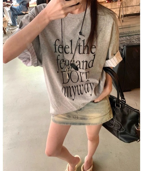 CHEER(チアー)の「袖ストライプロゴプリントルーズTシャツ(Tシャツ/カットソー・レディース・グレー/ブラック・M)」の6枚目の写真