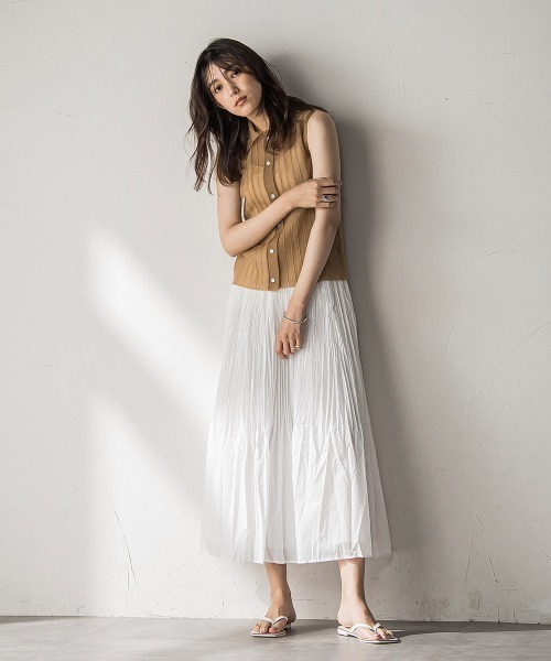 MAYSON GREY（メイソングレイ）の「【WEB限定】シアーノースリーブニットプルオーバー≪手洗い可能≫（ニット/セーター・レディース・キャメル/ブラック・M）」の9枚目の写真