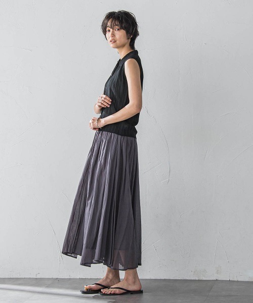 MAYSON GREY（メイソングレイ）の「【WEB限定】シアーノースリーブニットプルオーバー≪手洗い可能≫（ニット/セーター・レディース・キャメル/ブラック・M）」の12枚目の写真