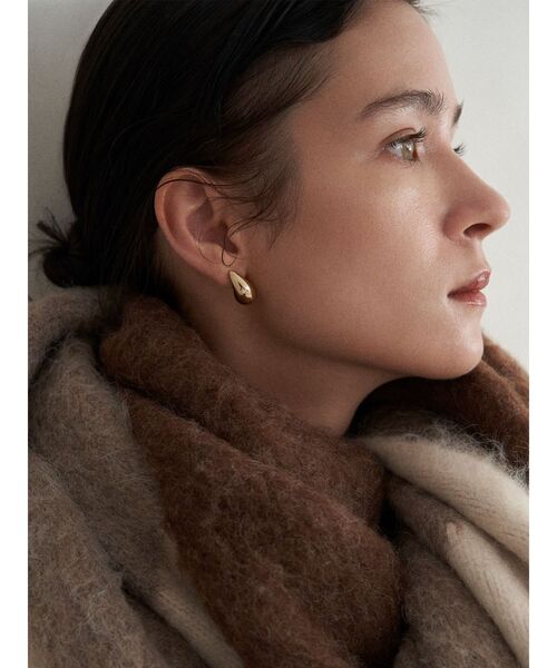 ELENDEEK（エレンディーク）の「ドロップパールスモールピアス（ピアス（両耳用）・レディース・シルバー/ゴールド・FREE）」の14枚目の写真