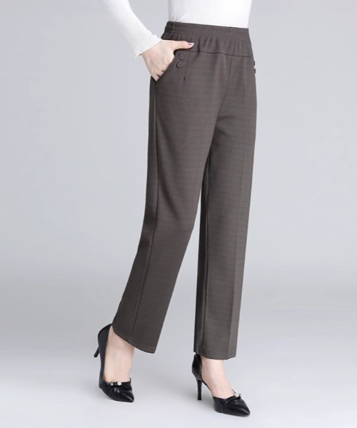 cammie(キャミー)の「ウエストゴムシンプルテーパードパンツ(その他パンツ・レディース・ブラック/ブラウン・MEDIUM/LARGE)」の1枚目の写真