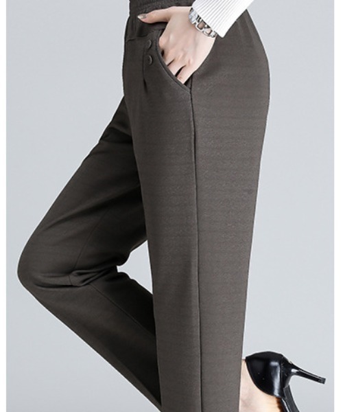 cammie(キャミー)の「ウエストゴムシンプルテーパードパンツ(その他パンツ・レディース・ブラック/ブラウン・MEDIUM/LARGE)」の7枚目の写真