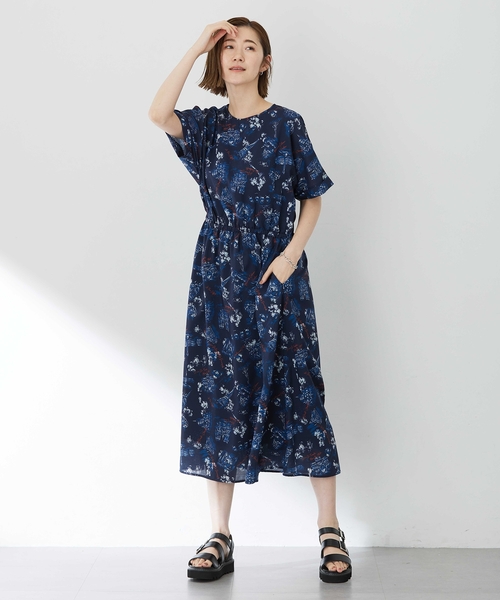 Petit Honfleur（プチオンフルール）の「アパッシュプリントワンピース（ワンピース・レディース・グリーン/ネイビー・9号/11号/13号）」の14枚目の写真