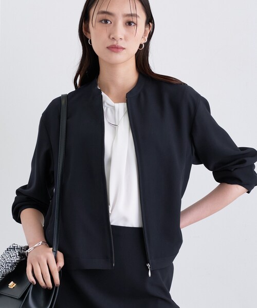 INDIVI(インディヴィ)の「【洗える/UVケア/吸汗速乾】ジョーゼットライトブルゾン(ブルゾン・レディース・ダークブラウン/ネイビー・40/38/36/15 /13/05/19)」の8枚目の写真