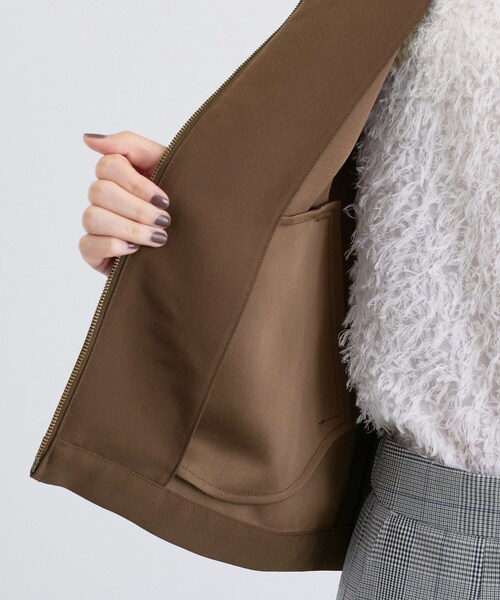 INDIVI(インディヴィ)の「【洗える/UVケア/吸汗速乾】ジョーゼットライトブルゾン(ブルゾン・レディース・ダークブラウン/ネイビー・40/38/36/15 /13/05/19)」の19枚目の写真