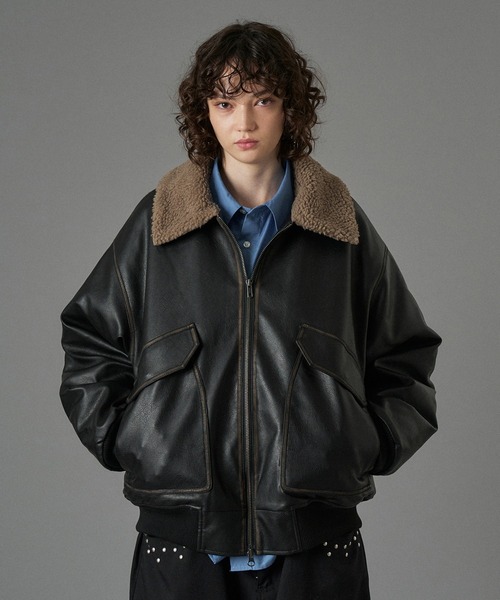 ONCILY（オンシェリー）の「BOA ARTIFICIAL FLIGHT BLOUSON / ボアアーティフィシャルフライトブルゾン（ブルゾン・メンズ・ブラック/ブラック系その他/ブラウン・SMALL/MEDIUM/LARGE）」の2枚目の写真