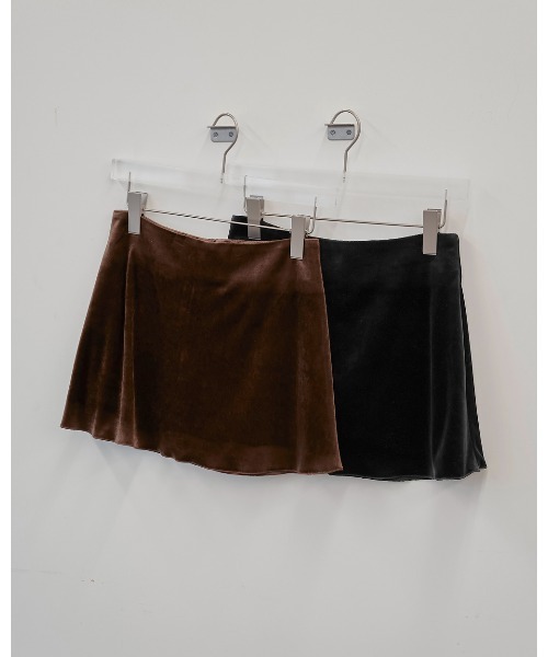 TODAYFUL（トゥデイフル）の「Velour Square Skirt（スカート）」 - WEAR