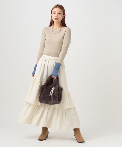 BAYFLOW（ベイフロー）の「[秋口まで活躍]バイカラーロングスリーブシアーニット（ニット/セーター・レディース・グレイッシュベージュ/オフホワイト/ブラック・FREE）」の4枚目の写真