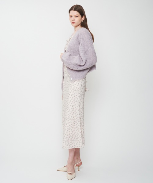 ME COUTURE(ミークチュール)の「Alpaca ブラッシュドニットカーディガン(カーディガン/ボレロ・レディース・オフホワイト/ラベンダー・FREE)」の9枚目の写真