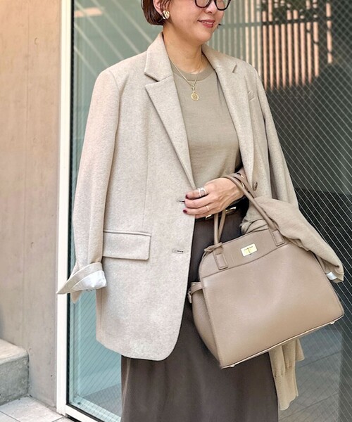 NOLLEY’S Sophi（ノーリーズソフィ）の「ショートビーバーテーラードジャケット（テーラードジャケット・レディース・チャコールグレー/ベージュ・38/36）」の6枚目の写真