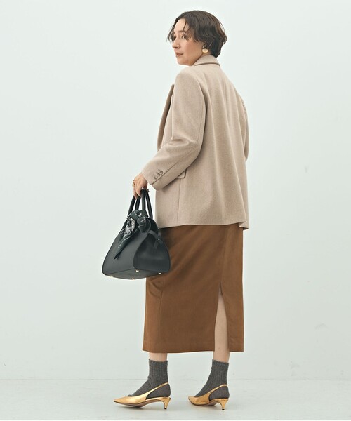 NOLLEY’S Sophi（ノーリーズソフィ）の「ショートビーバーテーラードジャケット（テーラードジャケット・レディース・チャコールグレー/ベージュ・38/36）」の10枚目の写真