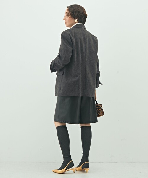 NOLLEY’S Sophi（ノーリーズソフィ）の「ショートビーバーテーラードジャケット（テーラードジャケット・レディース・チャコールグレー/ベージュ・38/36）」の21枚目の写真