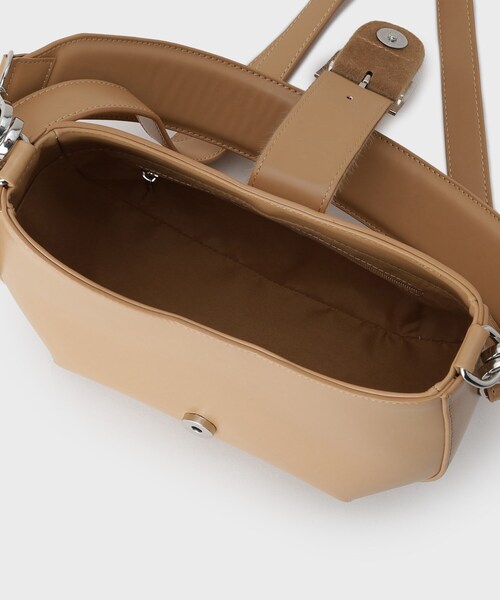 GALLEST（ギャレスト）の「バックルムーンバッグ（ショルダーバッグ・レディース・ブラック/ベージュ・00）」の12枚目の写真