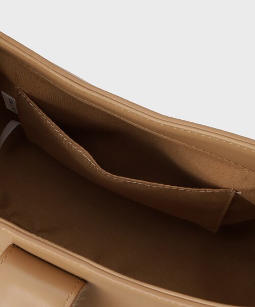 GALLEST（ギャレスト）の「バックルムーンバッグ（ショルダーバッグ・レディース・ブラック/ベージュ・00）」の16枚目の写真