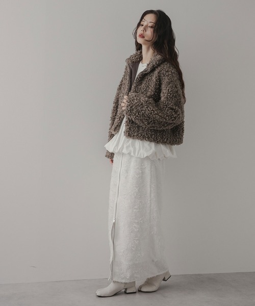 rectangle(レクタングル)の「プードルファーショートコート(その他アウター・レディース・グレイッシュベージュ/チャコールグレー/ブラウン・FREE)」の11枚目の写真