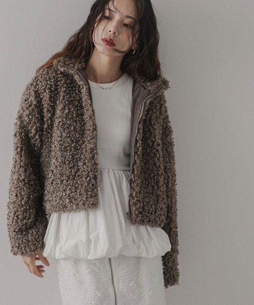 rectangle(レクタングル)の「プードルファーショートコート(その他アウター・レディース・グレイッシュベージュ/チャコールグレー/ブラウン・FREE)」の12枚目の写真