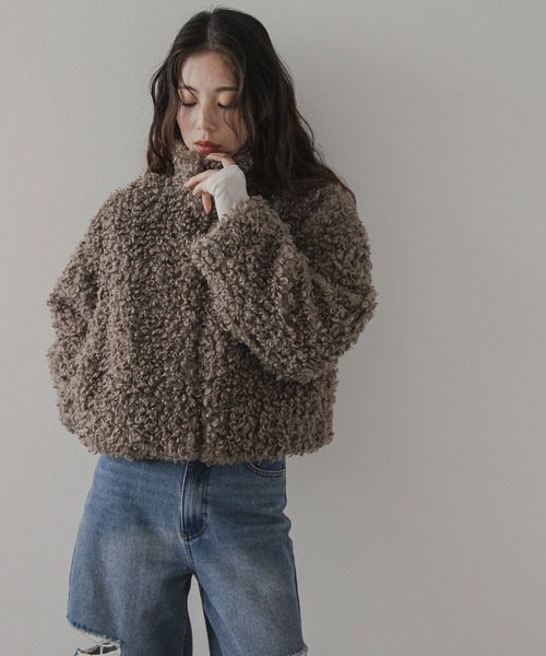 rectangle(レクタングル)の「プードルファーショートコート(その他アウター・レディース・グレイッシュベージュ/チャコールグレー/ブラウン・FREE)」の15枚目の写真