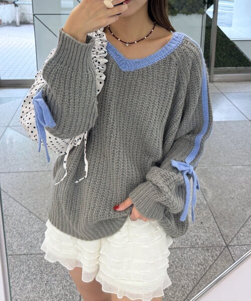 CIAOPANIC（チャオパニック）の「【WEB限定】袖ラインリボンラグランニット（ニット/セーター・レディース・イエロー/レッド/ベージュ/パープル/オフホワイト/グレー/ブラウン・ONE SIZE）」の2枚目の写真