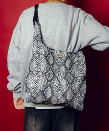 Patterned tote bag