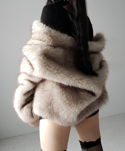 me+em select(ミームセレクト)の「【 5color 】スタンドカラーフェイクファークロップドコート / stand collar fake fur cropped coat(その他アウター・レディース・ブラウン/ベージュ/ブラック/アイボリー/グレー・FREE)」の15枚目の写真