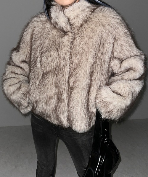 me+em select(ミームセレクト)の「【 5color 】スタンドカラーフェイクファークロップドコート / stand collar fake fur cropped coat(その他アウター・レディース・ブラウン/ベージュ/ブラック/アイボリー/グレー・FREE)」の17枚目の写真