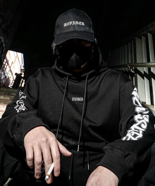 BlackLetter】Triple Pattern Logo Hoodie(ブラック)（パーカー